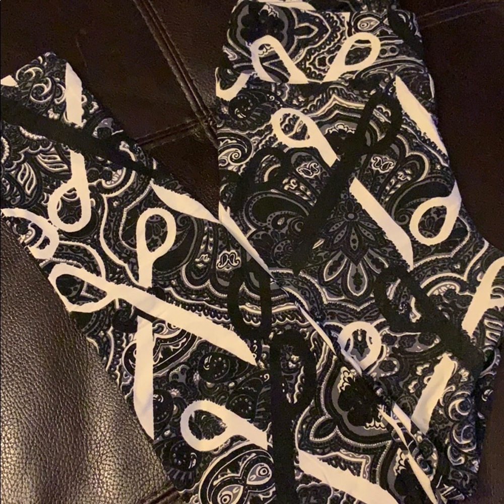 Lularoe Scissors ✂️ Leggings